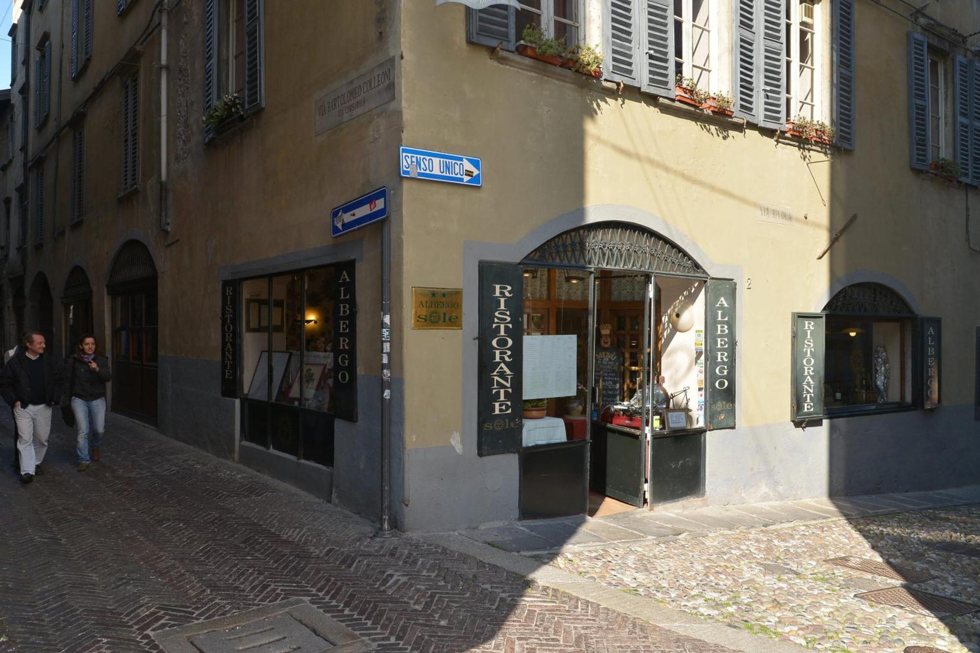 Hotel Il Sole Bergamo Esterno foto
